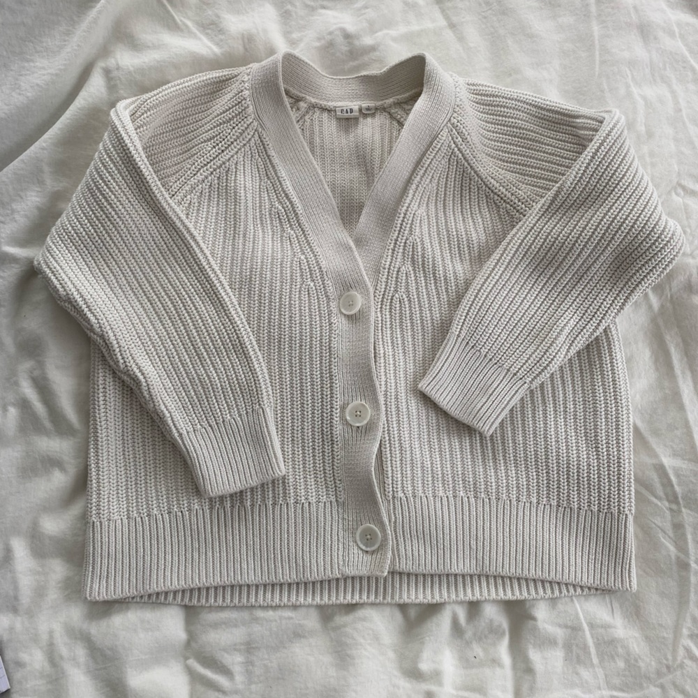 GAP heavyweight white cardigan sz L